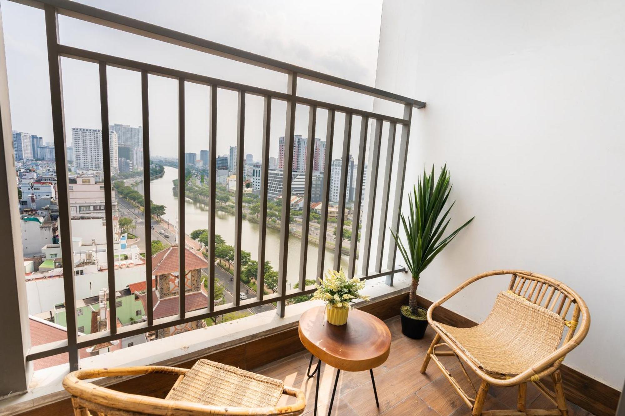 Double E Saigon Apartment In Rivergate Building Хошимін Екстер'єр фото