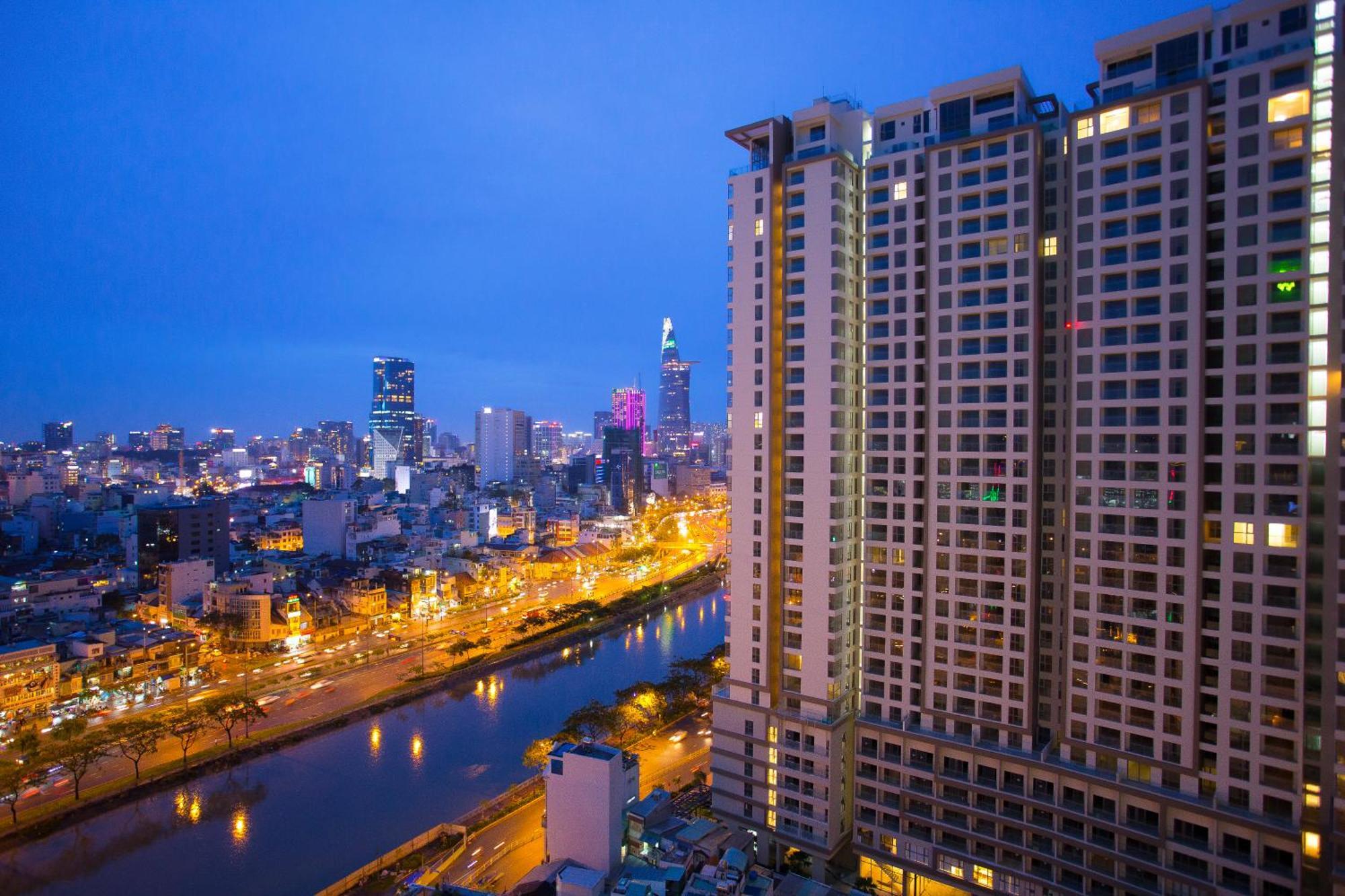 Double E Saigon Apartment In Rivergate Building Хошимін Екстер'єр фото